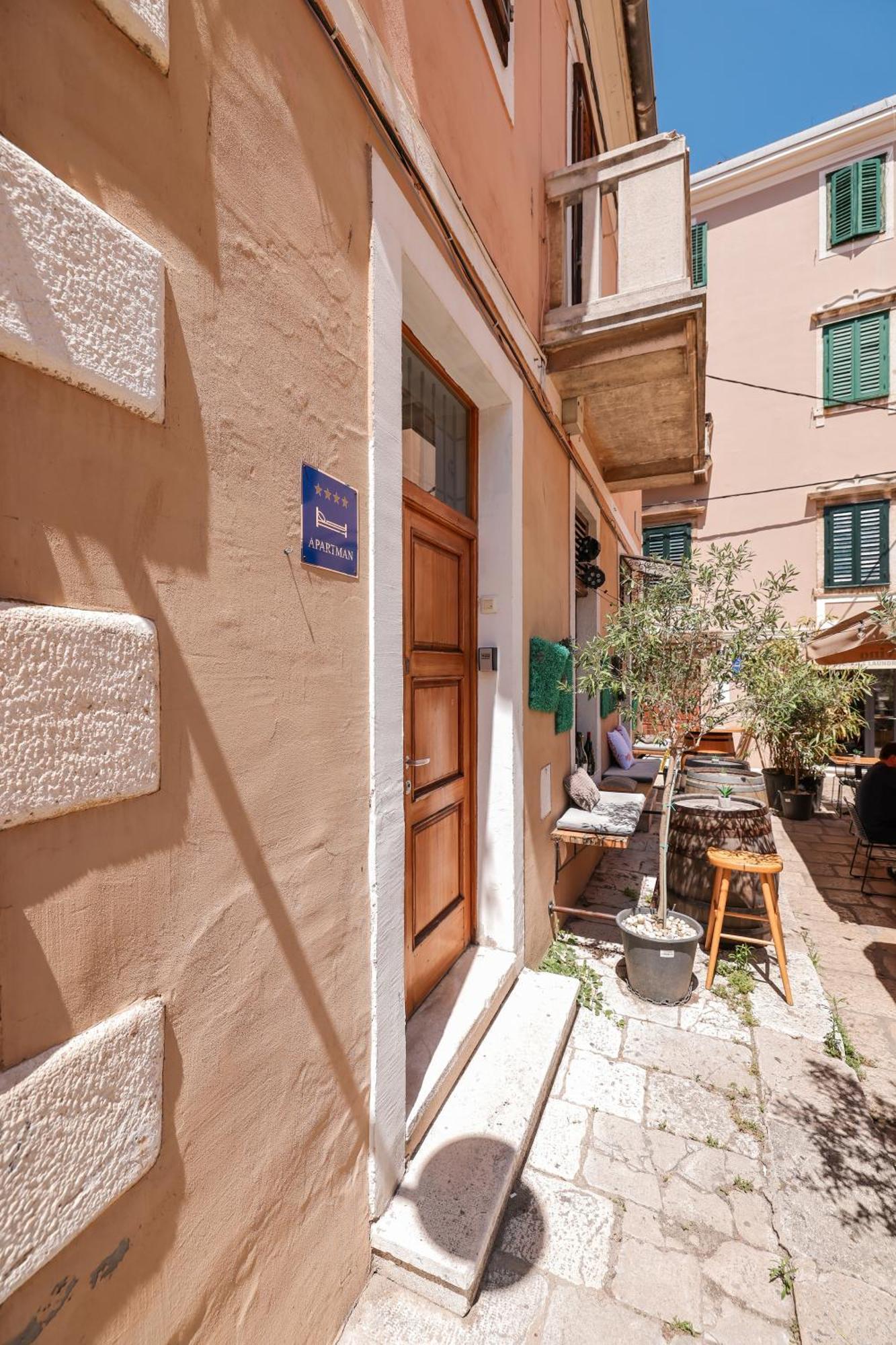 M&D Old Town Zadar Luxury Apartment ภายนอก รูปภาพ