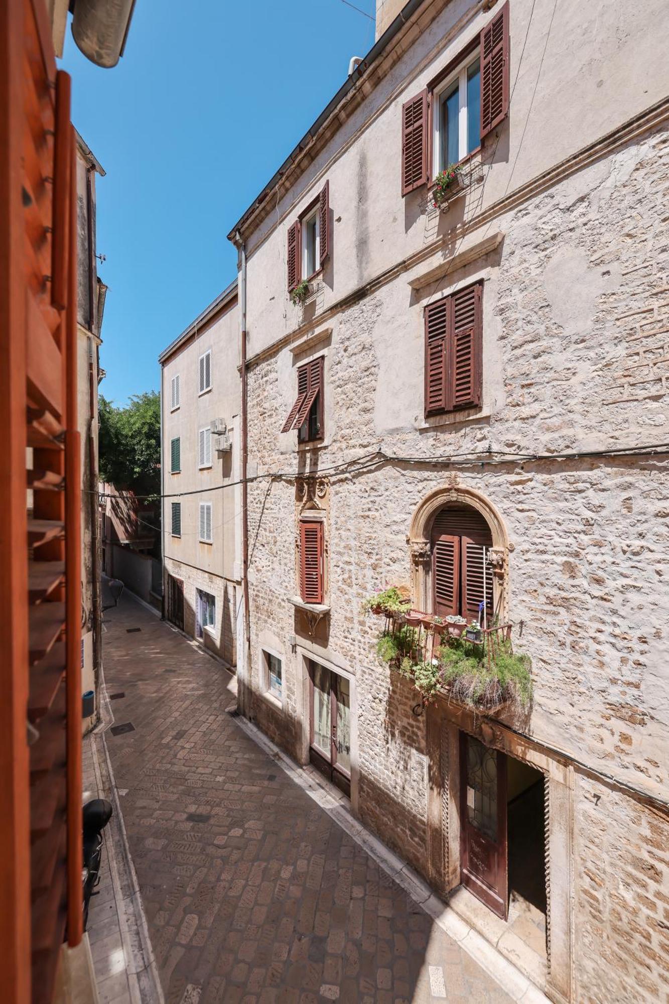 M&D Old Town Zadar Luxury Apartment ภายนอก รูปภาพ
