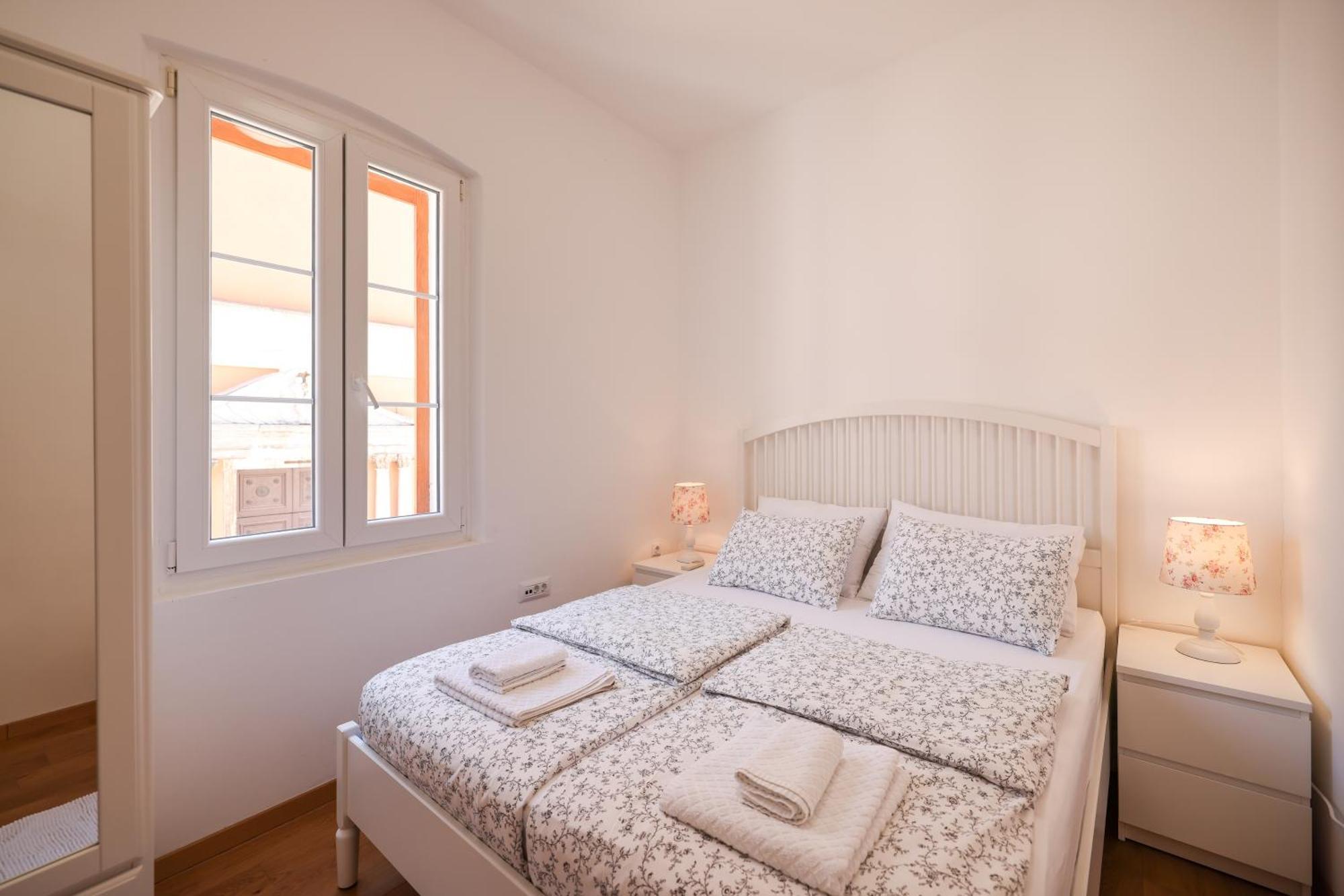 M&D Old Town Zadar Luxury Apartment ภายนอก รูปภาพ